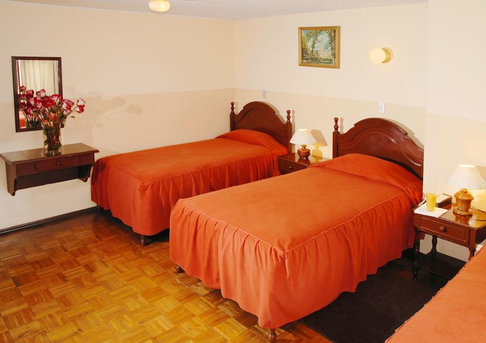 Hotel Interamericano Кито Экстерьер фото